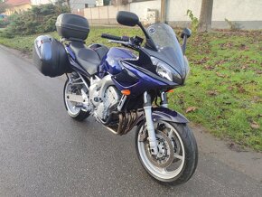 Yamaha FZ6 Fazer - 2