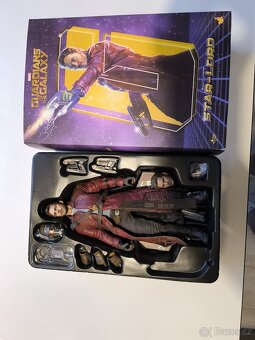 Hot toys - 2