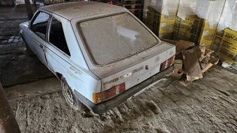 Ford Escort mk3 kastle - 2