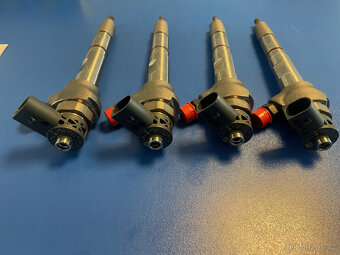 Vtřikovače 04L130277AE  0445110471 0445110470 - 2