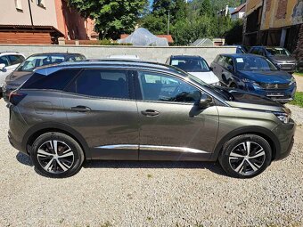 Peugeot 3008 1,2 PT EAT8 ALLURE 111.000 km - 2