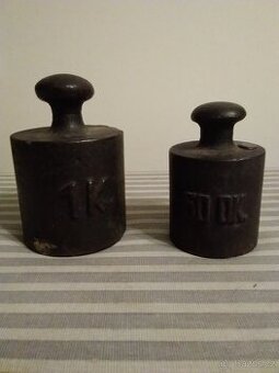 Staré historické závaží k váhám 3 kusy. - 2
