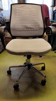 SLEVA - Křeslo,židle k PC - 2