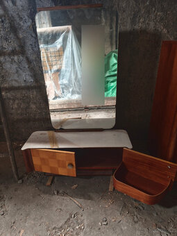 Toaletka Halabala - 2