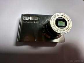 HP Photosmart R967 Retro fotoaparát - 2