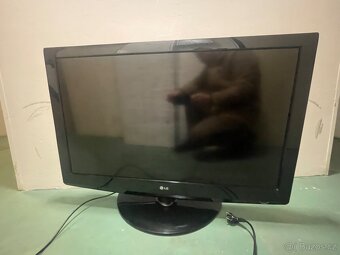 LG 42LG3000 LCD 106 cm - 2