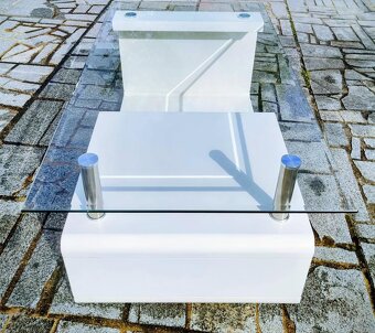 Konferenční stolek JULIEN bílý. Cena 1500,-Kč - 2