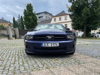 Ford Mustang 3.7 V6 227 kW cabrio - 2