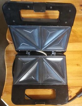 Prodám sendvičovač - 2