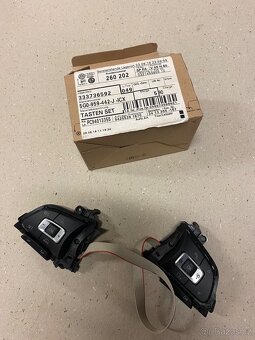 Multifunkční tlačítka volantu VW - 2