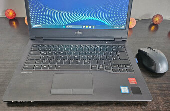 Notebook Fujitsu Lifebook U748 - 2