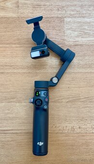 Stabilizátor (gimbal) DJI Osmo Mobile 8. - 2