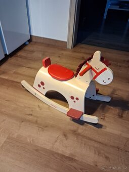 Dřevěný houpací koník - 2