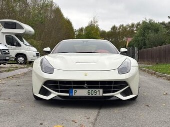 Ferrari F12 Berlinetta - 2