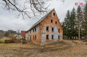 Prodej zemědělské stavby s pozemkem 2845 m², Hradecká - 2