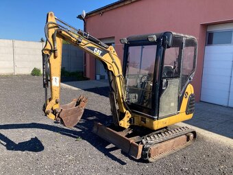 Cat 301.8 - 2