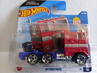 HOT WHEELS - TRANSFORMERS - OPTIMUS PRIME - 2