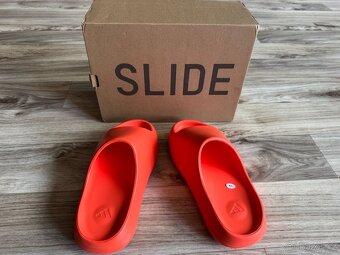 adidas Yeezy Slide Enflame Orange - 2