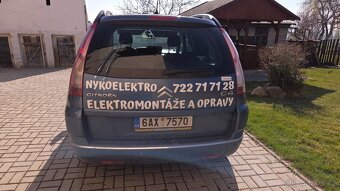 Citroën C4 GRAND Picasso 1.6 VTi Dynamique 88 kW benzín 2009 - 2