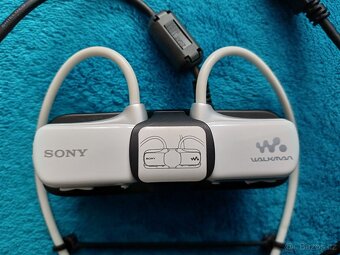 SONY MP3 přehrávač odolný proti vodě a prachu - 2