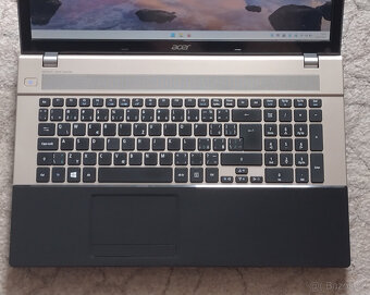 Acer Aspire V3-771G - Intel i7, 17"LCD, 1TB SSD - 2