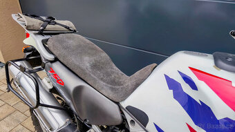 Honda XRV 750 Africa Twin RD07 sedlo snížené - 2