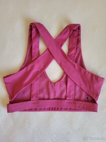Sportovní podprsenka Nike velikost M - 2