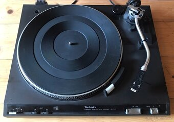 Gramofon Technics SL-221 ( 1978) - 2