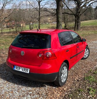 Volkswagen Golf V 1.4 55kw - 2