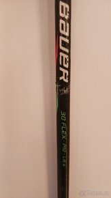 Hokejka Bauer Vapor 30 Flex Pravá - 2