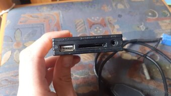 Hudební přehrávač USB/AUX/CARD PEUGEOT/CITROEN - 2