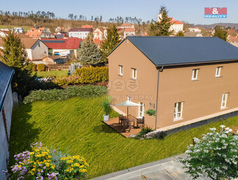 Prodej rodinného domu 4+kk, 97 m² Králův Dvůr - 2