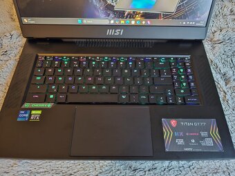 MSI Titan GT77 12UGS-049UK 4K displej RTX 3070ti - 2