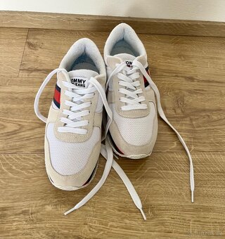 Dámské tenisky Tommy Jeans 41 - 2