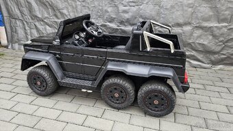 Elektrické autíčko Mercedes-Benz G63 6x6 motor 6x45W 110kg - 2