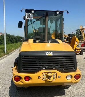 Na prodej: Kolový nakladač CAT 907M (2019) - 2