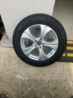 Prodej pneumatik Mercedes  235/60/R18 - 2