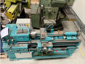 Soustruhy - hrotové SN 40 B - 2