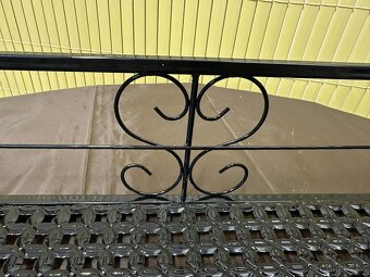 Kovový držák na květiny – nový, elegantní design - 2