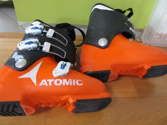 Atomic lyžáky dětské 23 až 23.5 - 2