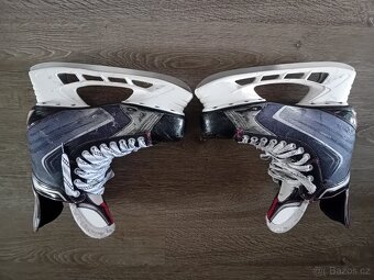 Brusle Bauer Vapor X70 - 2