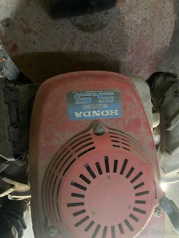 Bubnová sekačka s motorem honda - 2