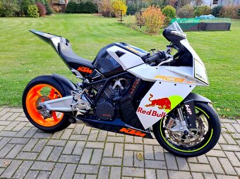 KTM 1190 RC8 - 2