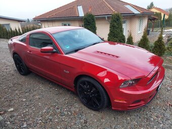 Ford mustang 5.0 GT - 2