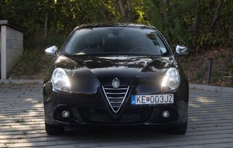 Alfa Romeo Giulietta (2015) - 2