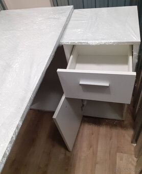 Dětský psací stůl - 2