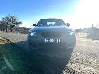 BMW E60 2.2 benzin - 2