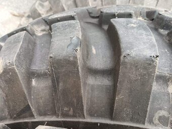 10,50-16 kola vlek  7t - 2