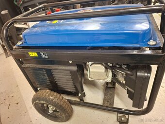 Elektrocentrála Scheppach SG3100. Výkon 2700 W - 2