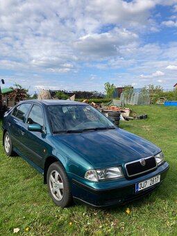 Škoda Octavia - 2